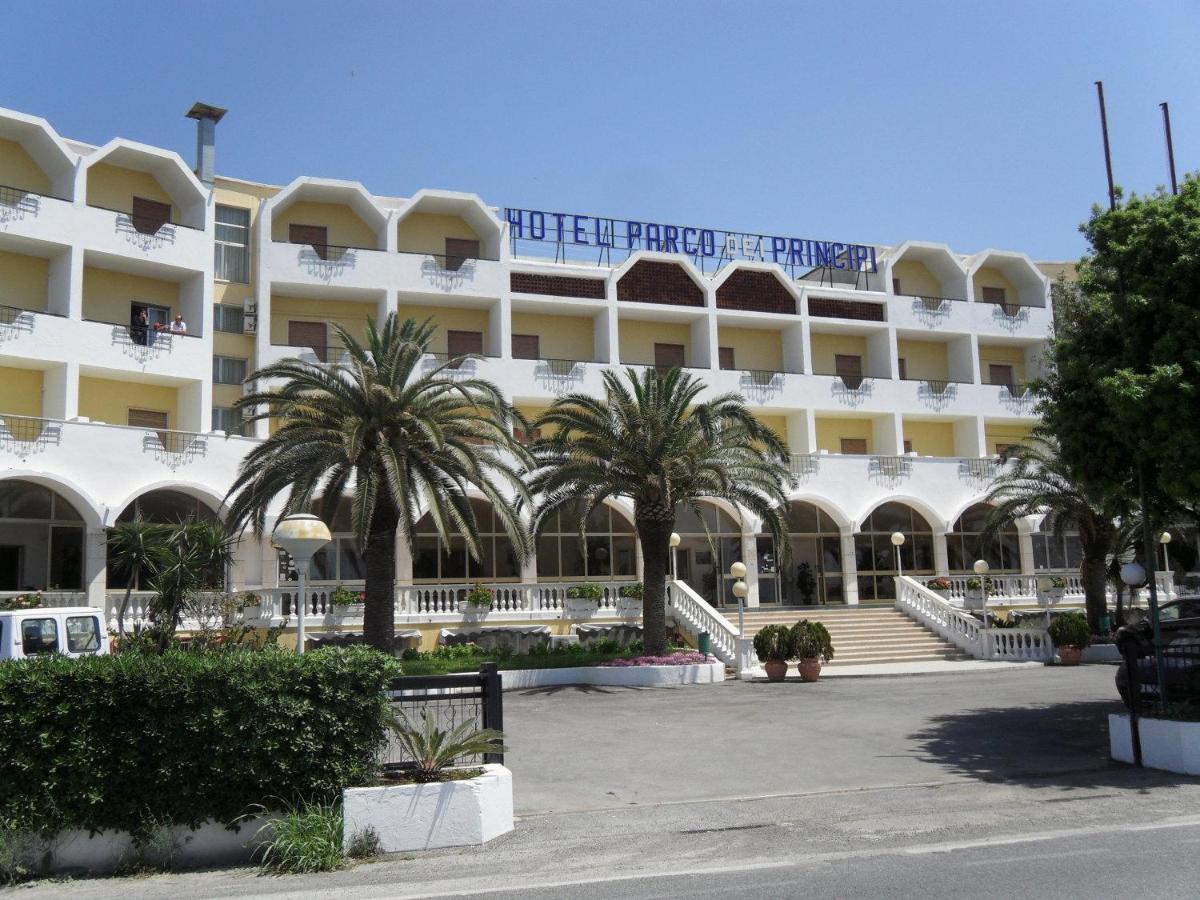 Hotel Parco Dei Principi Скалеа Екстер'єр фото